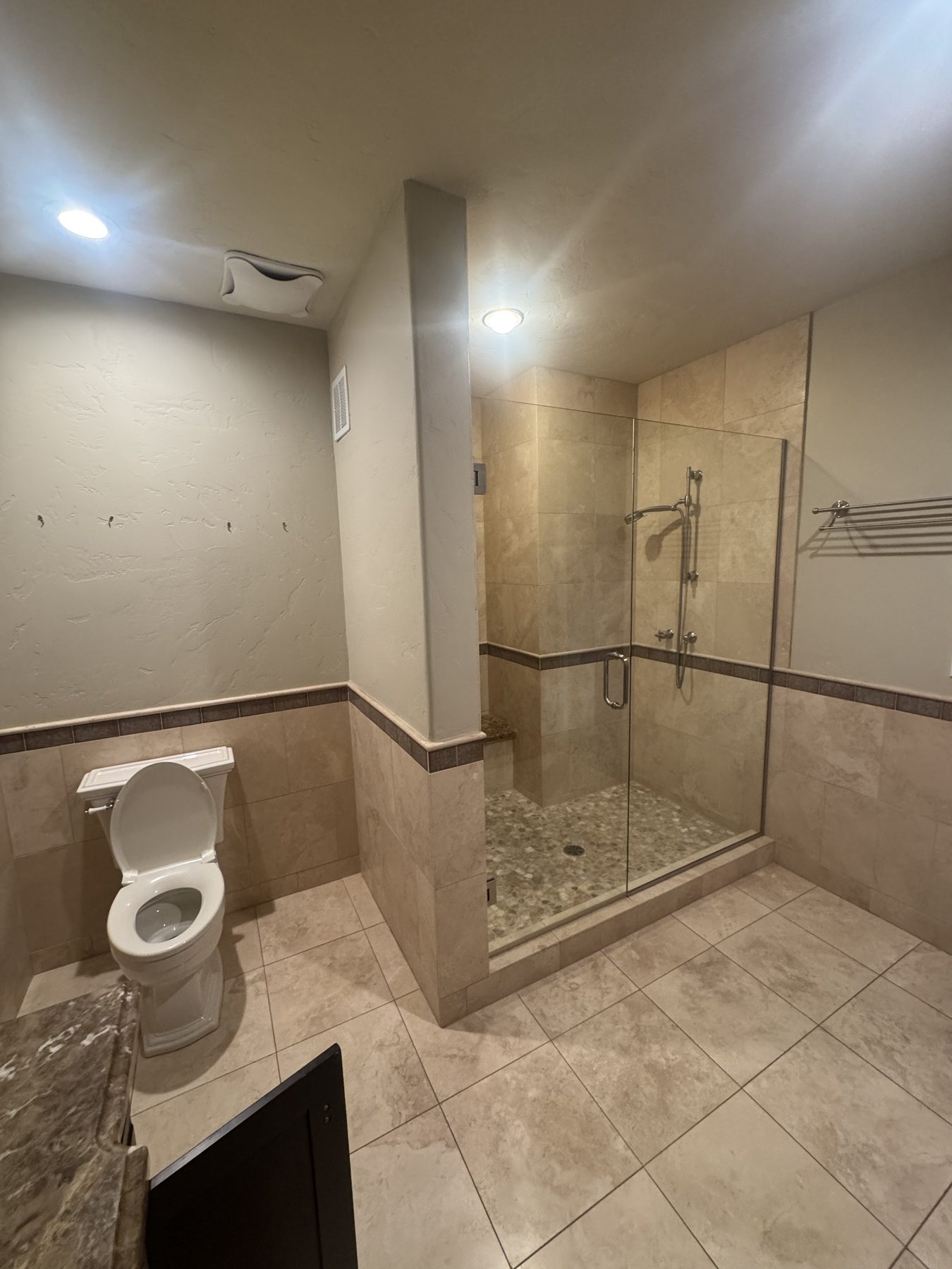 The White Hawk Guest Bath — project image 5